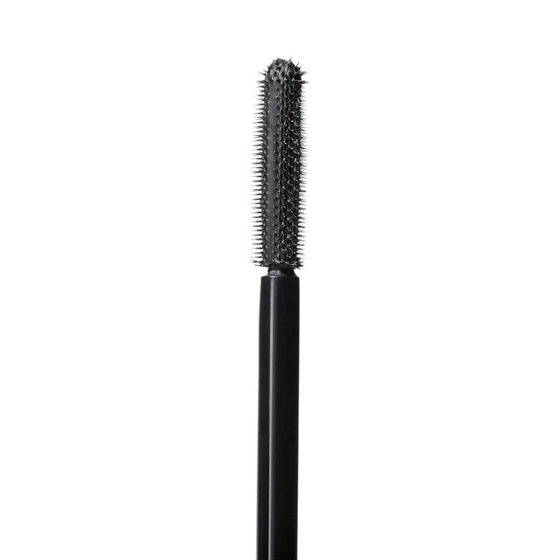 MAC In Extreme Dimension 3D Black Lash image number 1